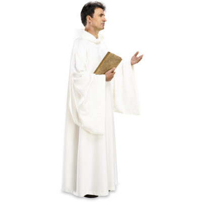 Hábito de coro con capucha